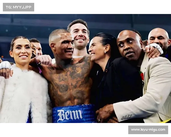 奥蒂兹签约金童推广，与赫恩合作规划154磅统一战路径